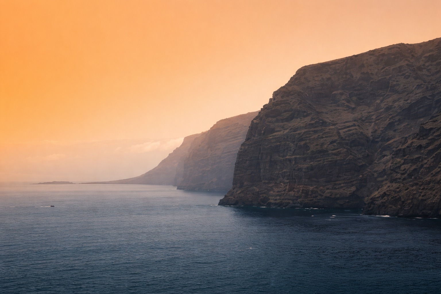 Pourquoi avoir une présence de confiance à Tenerife change tout ? Découvrez comment sécuriser votre logement et gérer les imprévus à distance.